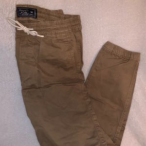 Abercrombie and Fitch men’s jogger size medium